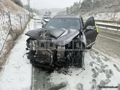 Photo 1 of 3: 2020 Hyundai Santa Fe, VIN KMHS281BDLU234972 — Korean insurance auction