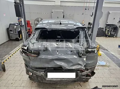 Photo 1 of 14: 2023 Volvo C40 — Korean insurance auction