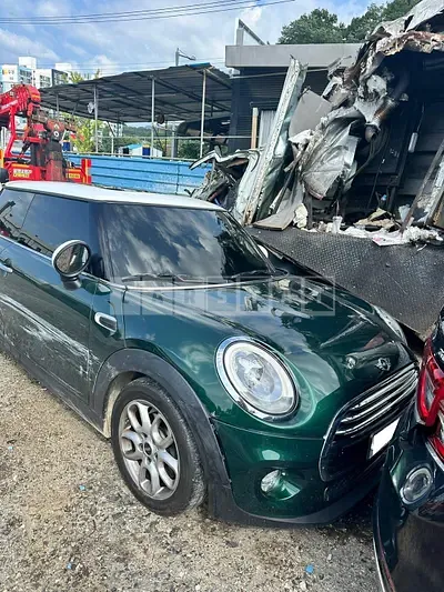 2017 MINI MINI COOPER D