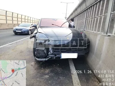 Photo 1 of 36: 2023 Porsche Cayenne Turbo GT — Korean insurance auction