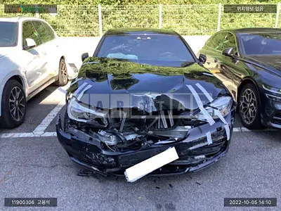 Photo 1 of 11: 2018 BMW 750Li xDrive, VIN WBA7F2107JB235778 — Korean insurance auction