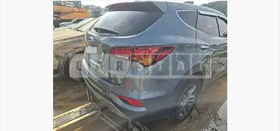 Photo 1 of 19: 2017 Hyundai Santa Fe 2.0 — Korean insurance auction