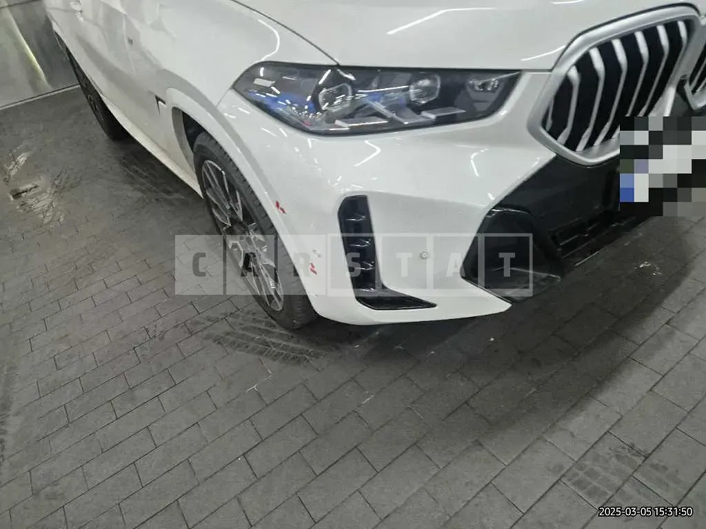Photo 2 of 3: 2023 BMW (parts) X6 3.0 xDrive40i Bumper — Korean insurance auction
