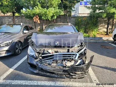 Photo 1 of 32: 2018 Mercedes-Benz S400d 4Matic L, VIN WDDUG3FB1JA365487 — Korean insurance auction