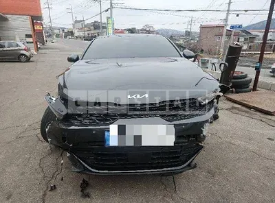 Photo 1 of 40: 2022 Kia K5, VIN KNAG6412BPA201221 — Korean insurance auction