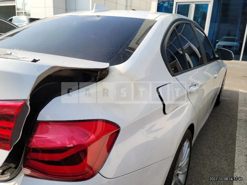 Photo 2 of 8: 2016 BMW 320d, VIN WBA8C5109GK642539 — Korean insurance auction