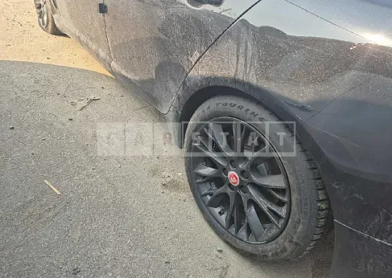 Photo 2 of 17: 2015 Jaguar XF 3.0d — Korean insurance auction