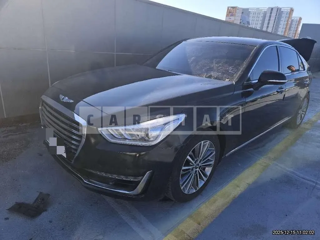 Photo 2 of 15: 2016 Genesis EQ900 — Korean insurance auction