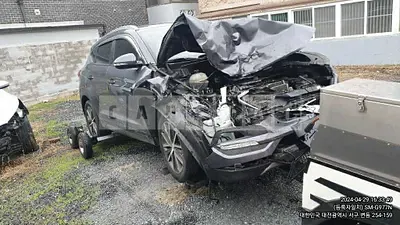 Photo 1 of 9: 2016 Hyundai Tucson — Korean insurance auction