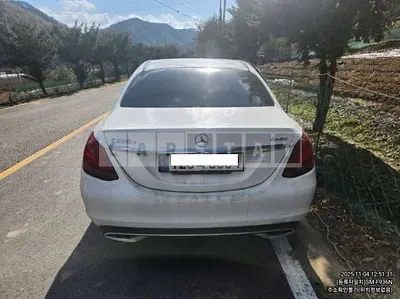 Photo 1 of 15: 2021 Mercedes-Benz C220d 4Matic, VIN W1KWF1FB8MR637149 — Korean insurance auction