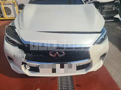 Photo 1 of 34: 2019 Infiniti Infinity Q30, VIN SJKCH53E2KA013210 — Korean insurance auction