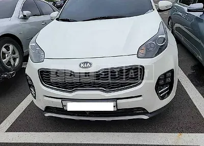 Photo 1 of 9: 2018 Kia Sportage, VIN KNAPN813BJK328115 — Korean insurance auction