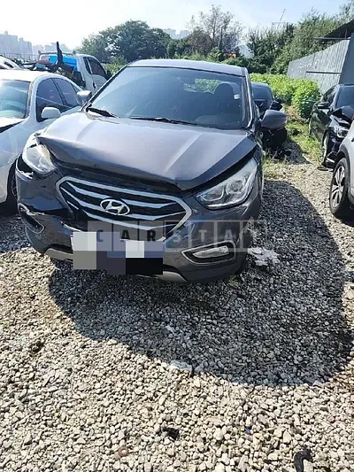 Photo 1 of 15: 2014 Hyundai Tucson ix 4WD — Korean insurance auction
