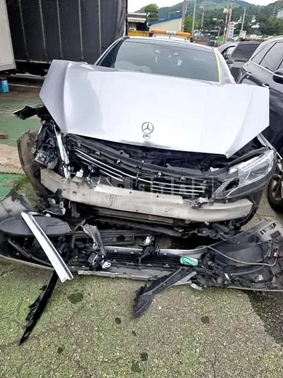 Photo 1 of 21: 2015 Mercedes-Benz S350 BlueTec L, VIN WDDUG3CB6FA157035 — Korean insurance auction