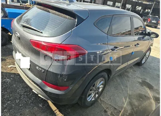 Photo 2 of 13: 2018 Hyundai Tucson — Korean insurance auction