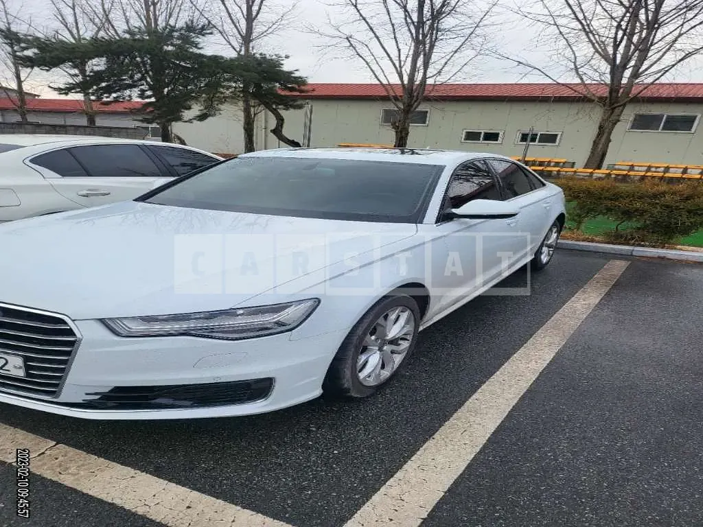Photo 2 of 6: 2016 Audi A6 35 TDI, VIN WAUZZZ4GXGN022400 — Korean insurance auction