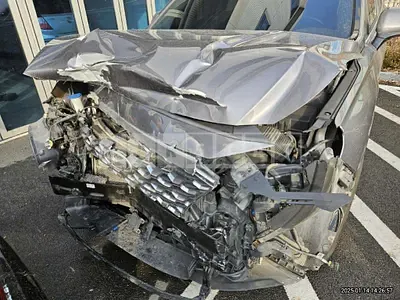 Photo 1 of 13: 2019 Hyundai Santa Fe — Korean insurance auction