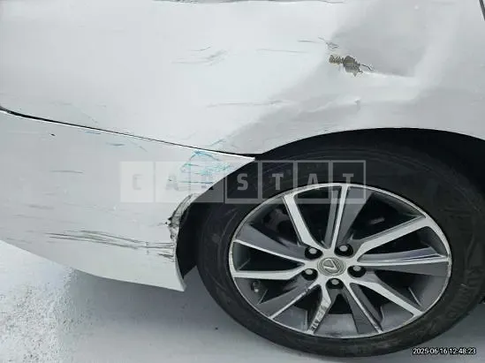 Photo 2 of 16: 2016 Lexus ES300h — Korean insurance auction