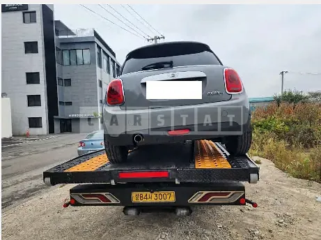 Photo 2 of 15: 2015 MINI Cooper D — Korean insurance auction