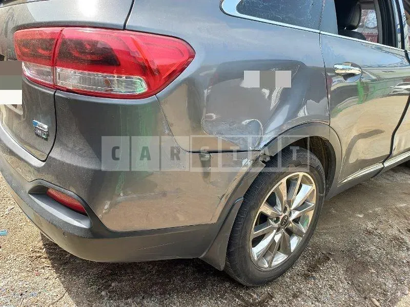 Photo 2 of 13: 2017 Kia Sorento 2.2 (4WD), VIN KNAPK81BDHA371759 — Korean insurance auction