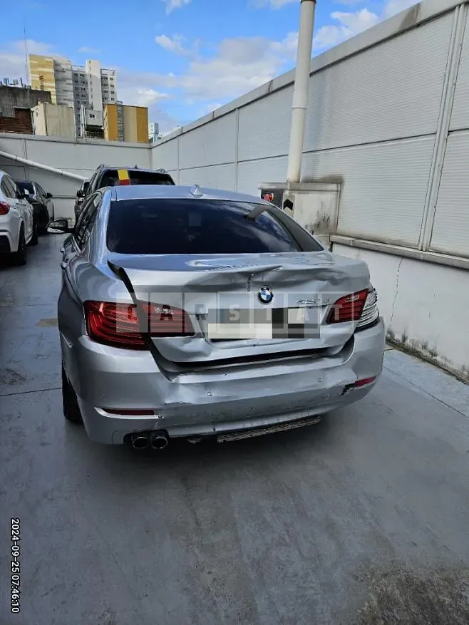 Photo 2 of 23: 2015 BMW 520d — Korean insurance auction
