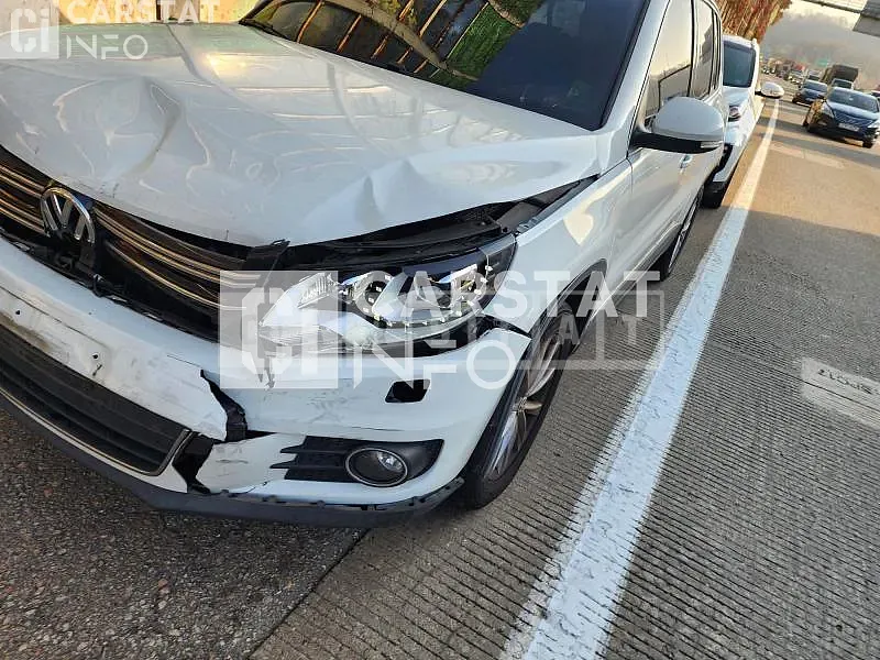 Photo 2 of 13: 2015 Volkswagen Tiguan 2.0 TDI BMT, VIN WVGZZZ5NZGW521193 — Korean insurance auction