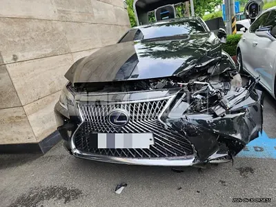 Photo 1 of 30: 2017 Lexus LS500h AWD — Korean insurance auction