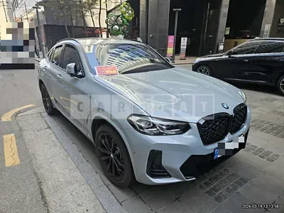 Photo 1 of 21: 2025 BMW X4 xDrive20i — Korean insurance auction