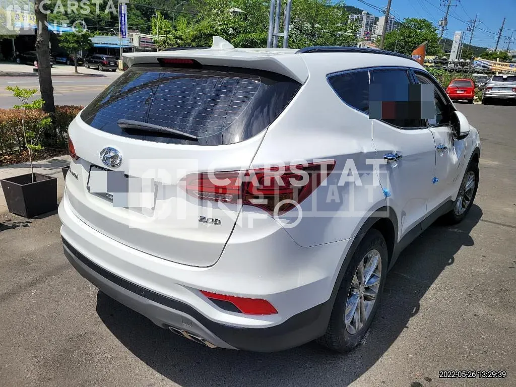 Photo 2 of 14: 2017 Hyundai Santa Fe 2.0, VIN KMHSW81UBJU841819 — Korean insurance auction