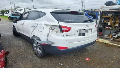 Photo 1 of 4: 2014 Hyundai Tucson ix — Korean insurance auction