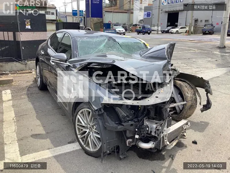 Photo 2 of 13: 2019 Genesis G70, VIN KMTG341ABLU062457 — Korean insurance auction