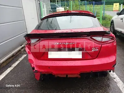 Photo 1 of 10: 2018 Kia Stinger 2.0 — Korean insurance auction
