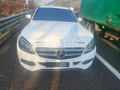 Photo 1 of 15: 2016 Mercedes-Benz C220 d, VIN WDDWF0EB6GR172130 — Korean insurance auction