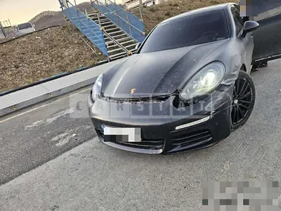 Photo 1 of 9: 2015 Porsche Panamera Diesel — Korean insurance auction