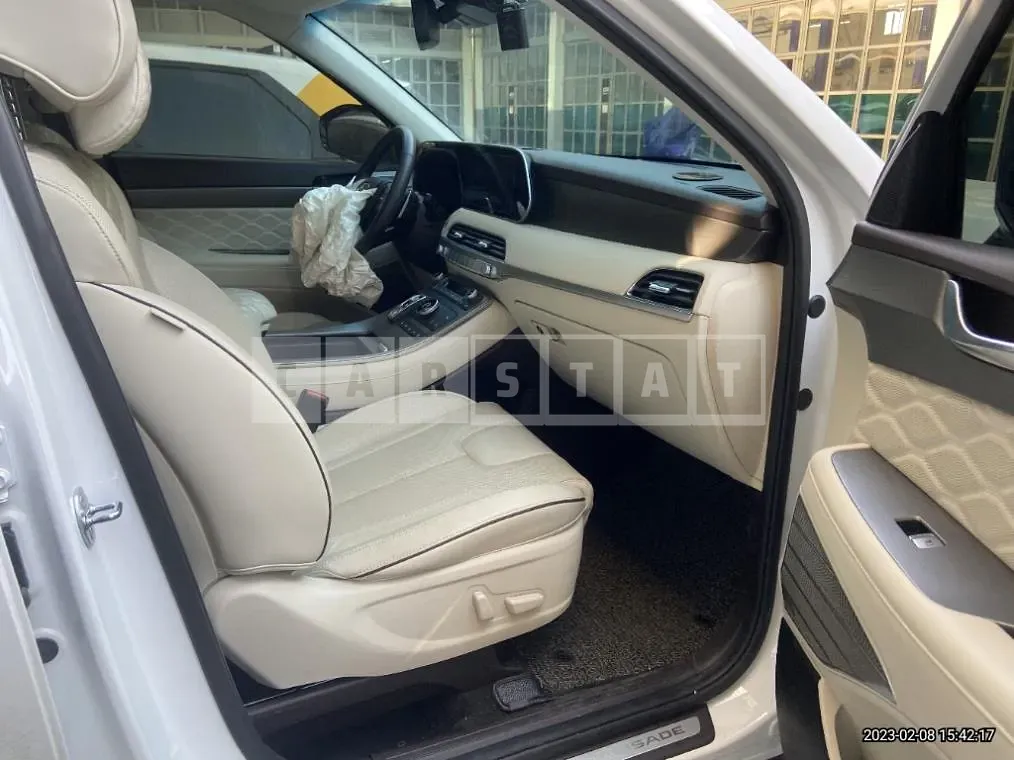 Photo 2 of 11: 2021 Hyundai Palisade, VIN KMHR581EBMU266093 — Korean insurance auction