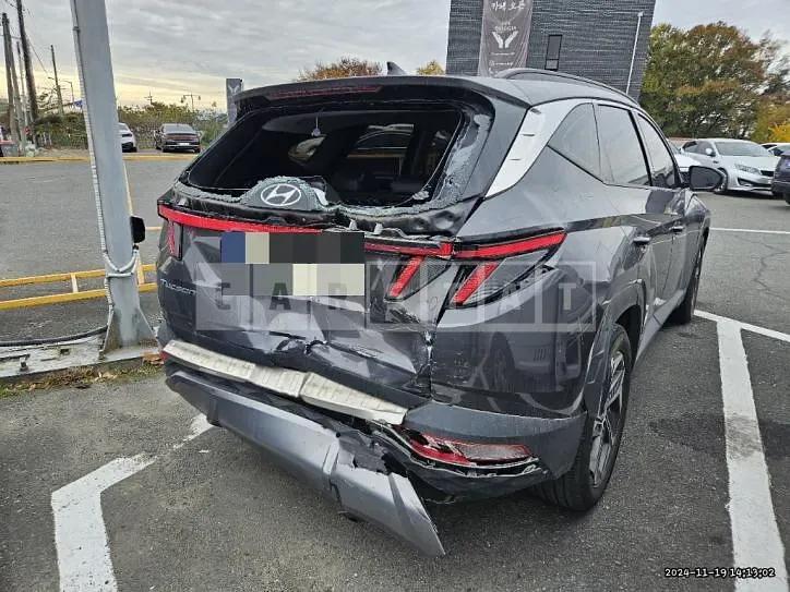 Photo 2 of 26: 2021 Hyundai Tucson NX4 — Korean insurance auction