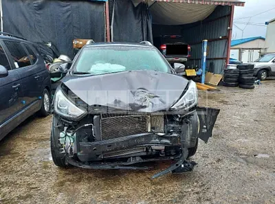 Photo 1 of 8: 2015 Hyundai Tucson, VIN KMHJT81VBFU991154 — Korean insurance auction
