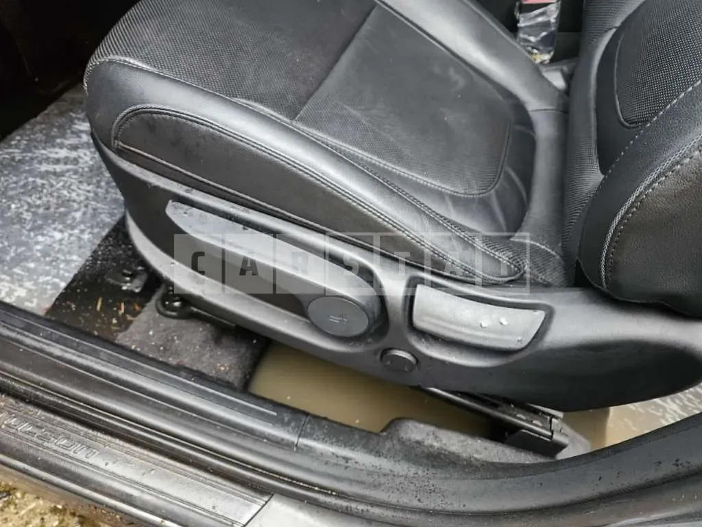 Photo 2 of 5: 2021 Hyundai Tucson — Korean insurance auction