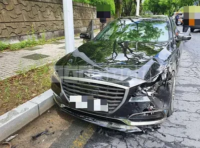 Photo 1 of 40: 2019 Genesis G80 3.3, VIN KMHGM41DDKU307950 — Korean insurance auction
