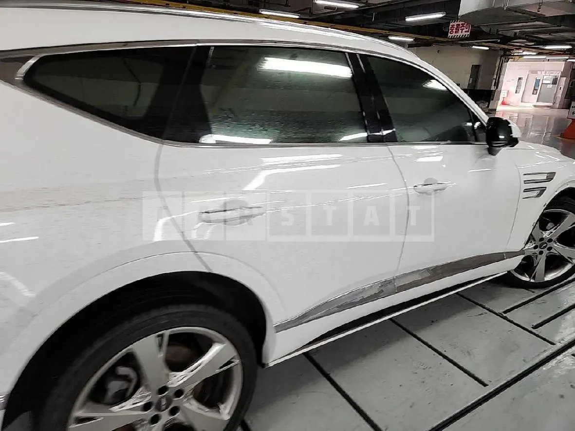 Photo 2 of 15: 2020 Genesis GV80 2.5T (4WD) — Korean insurance auction