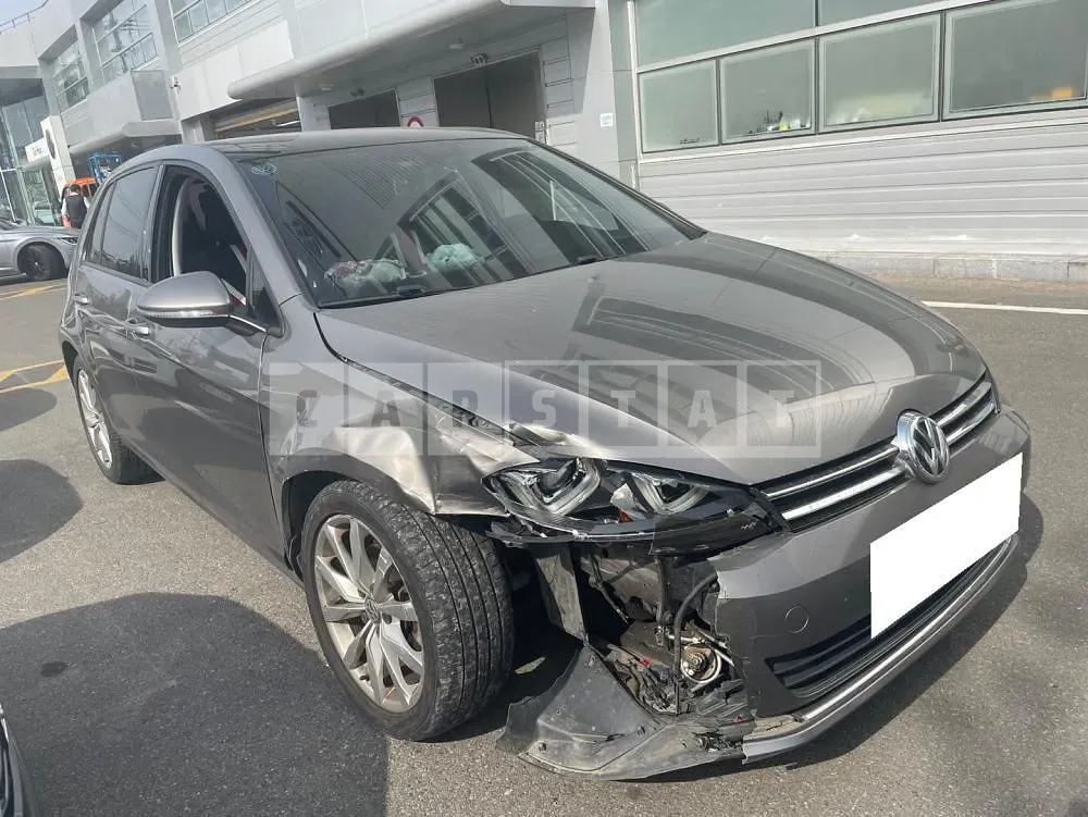 Photo 2 of 9: 2015 Volkswagen Golf 2.0 TDI BMT, VIN WVWZZZAUZFW212222 — Korean insurance auction
