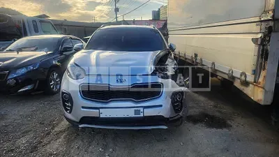 Photo 1 of 9: 2017 Kia Sportage — Korean insurance auction