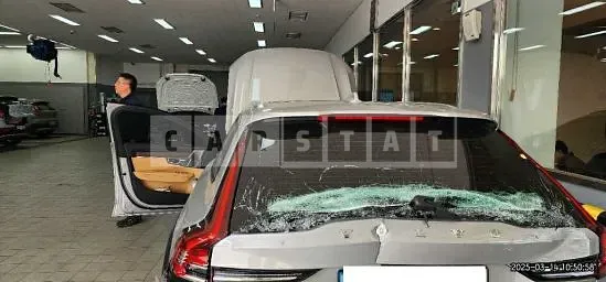 Photo 2 of 29: 2023 Volvo V90CCB5 AWD — Korean insurance auction