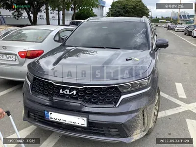 Photo 1 of 6: 2021 Kia Sorento Hybrid, VIN KNARH81GBNA066681 — Korean insurance auction