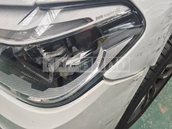Photo 2 of 11: 2018 BMW 520d — Korean insurance auction