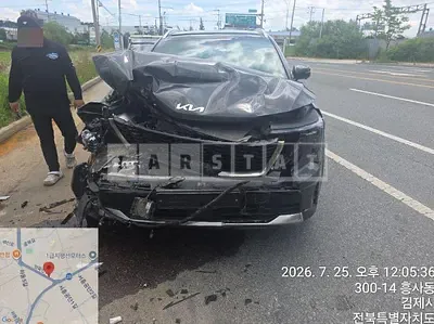 Photo 1 of 12: 2023 Kia Sorento Hybrid — Korean insurance auction