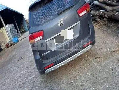 Photo 1 of 14: 2015 Kia Carnivals — Korean insurance auction