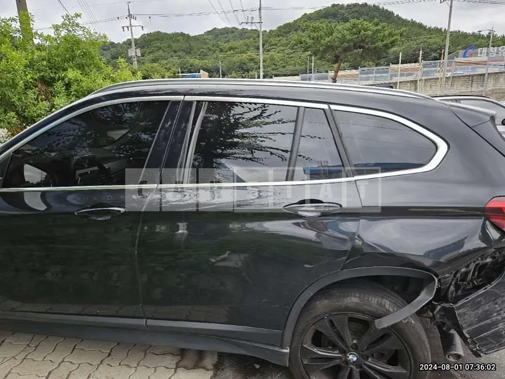 Photo 2 of 19: 2020 BMW X1 xDrive18d Advantage — Korean insurance auction