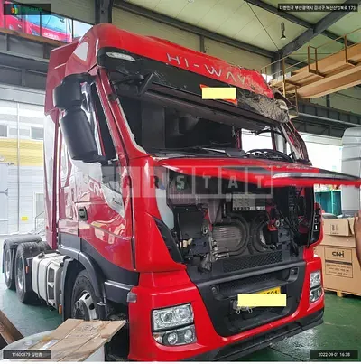 Photo 1 of 11: 2019 BMW Tractor /Iveco 6X2 Tractor, VIN WJMS62NT2KC415728 — Korean insurance auction