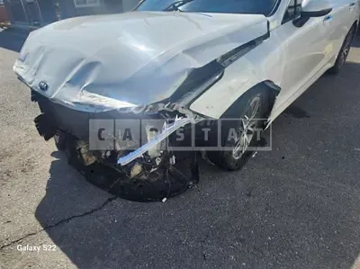 Photo 1 of 17: 2020 Kia K5 — Korean insurance auction